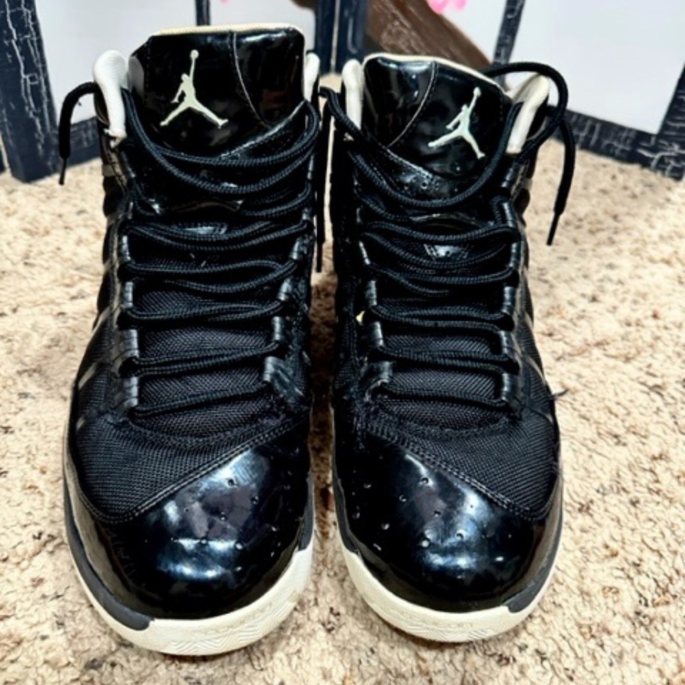 Nike Air Jordan's Jubilee Black & White